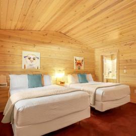 Wimberley Log Cabins Resort and Suites - Unit 7