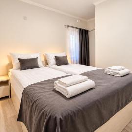 Garden EVN Family Apartment 5 Min from Airport