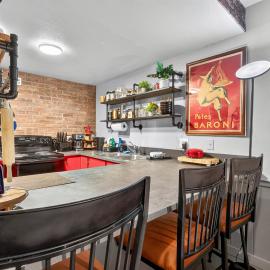 Downtown Condo w Pool Bikes Near Zion