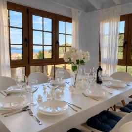 Casa LAS CAMELIAS SOMO!! Vistas al MAR!! โรงแรมในโซโม