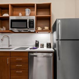 Everhome Suites San Antonio Lackland near SeaWorld by Choice Hotels, hotel a San Antonio