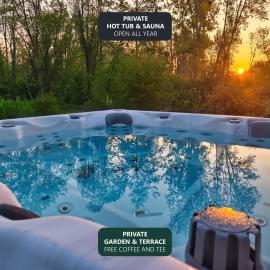Relax Apartma - Premium Nature & Spa with Private Sauna & Jacuzzi, ξενοδοχείο σε Gornja Radgona