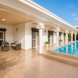 Sumptuous Villa in Antsiranana with Private Pool, Hotel in Antsiakambony