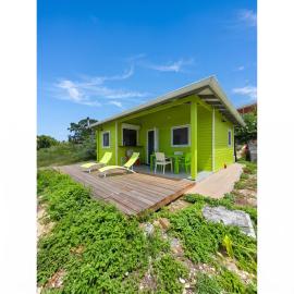 Bungalow élégant à Anse-Bertrand avec jardin privé
