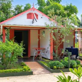 Comfortable Studio with Sea View in Foulpointe - 30 m², hotel i Foulpointe