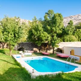 Exceptional villa with pool in Villanueva del Trabuco