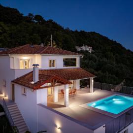 NEW! Villa Rabella - Luxury Oasis, Island Rab, khách sạn ở Rab