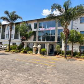 Eco Green Hotel