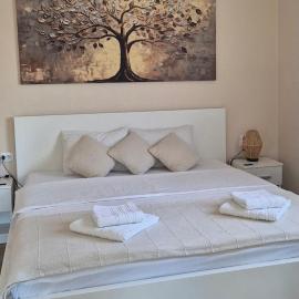 Airport Apartments Alexandra - Auto Park, hotell sihtkohas Surčin