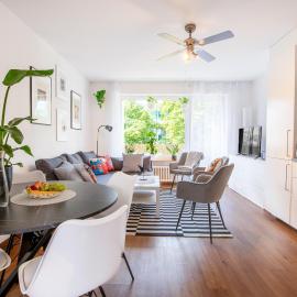 Modern Apartment with Balcony near SBB - Special TRIO PICASSO 33 Apartment, Basel, up to 6 guests