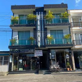 Hotel balcones de cristal
