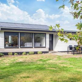 6 person holiday home in Læsø