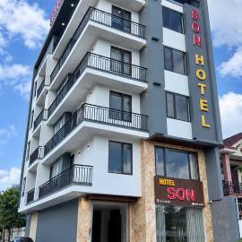 Khách sạn SON Quảng Trị, viešbutis mieste Quang Tri