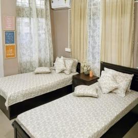 C A S A B L A N C A Homestay & Retreat, hotel in Dispur