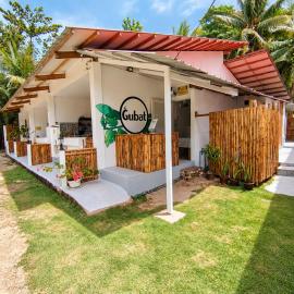 Gubat Apartelle, hotel din Lalao