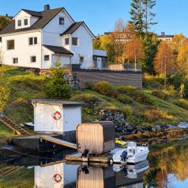 Aurora Bliss - Waterfront Jacuzzi & Sauna near Bergen