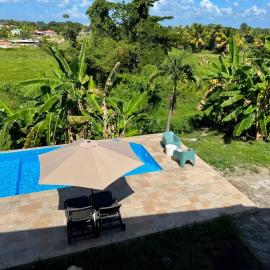 Appartement moderne à Petit-Bourg, 70 m², piscine privée