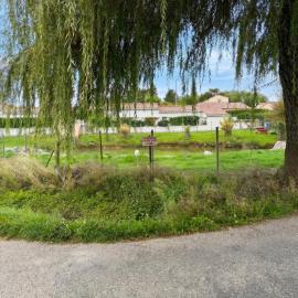 Maison spacieuse à Vernoux-en-Vivarais, jardin clôturé, 170 m²