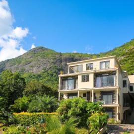 Charming studio in Moka 40 m² with mountain view terrace