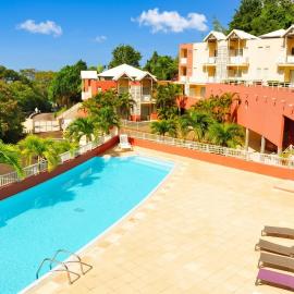 Studio charmant à La Trinité avec piscine partagée - 24 m²