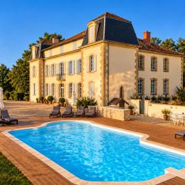 Chateau de la Coutere, hotel u gradu Saint-Laurent
