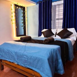 Nilavu Varkala - Budget Homestay near South Cliff Cafes & Beach