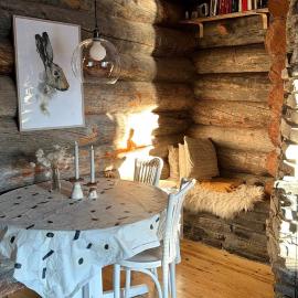 Luosto Jylhäkelo - a cozy loghouse in the heart of Lapland, hotel u gradu 'Luosto'