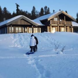 Eksklusiv fjellhytte på 1050 moh med peis og badstue