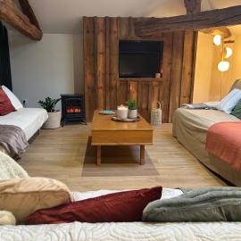 Maison de Village Chaleureuse avec Poêle à Pellets Idéal Grands Groupes 6 12 personnes