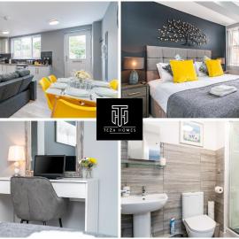 Elegant - Near Stonehenge - Free Parking - Sleeps 6 - Netflix - Smart TV's By Teza Homes Serviced Accommodations, готель у місті Еймсбері