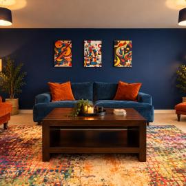 Beautiful modern house, sleep 7, insurance, corporate, contactors, sports team, TV crew, Close to NEC, HS2, Amazon, Airport, JLR