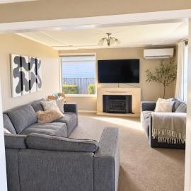 Cozy Mosgiel home