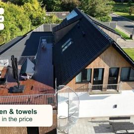 The Butterfly - House in Odense for 7 Persons with Luxury Rooftop Deck & Free Parking