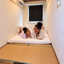 Nambaminami Shin-Imamiya Ambers Hostel心斎橋難波関空直通, готель в Осаці