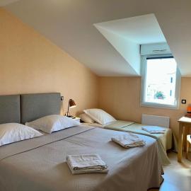 Greg House 49 - Chambres d'Hôtes, hotel sa Beaupréau