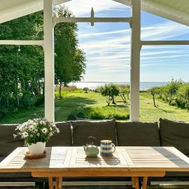 Summerhouse by Isefjorden with access to the beach