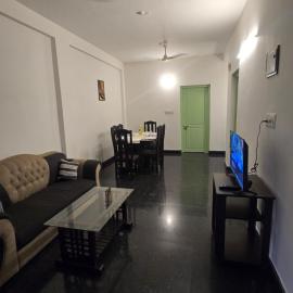 Vaz Residency