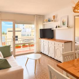 Apartamento Floral al centro de Palamós con Wi-Fi