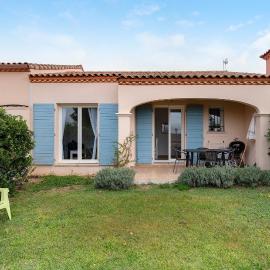 Les villas du Port Minervois - A3、オンプスのホテル