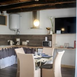 Appartement lumineux de 35m² en centre-ville โรงแรมในรุฟเฟค