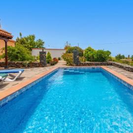 Charming villa with sea view in Puntagorda