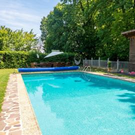 Manoir somptueux à Messas avec piscine privée et grand jardin.