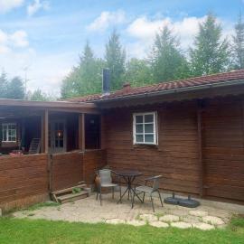 6 person holiday home in Fårvang