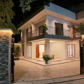 ELORA MODERN LUXURY LIVING Galle