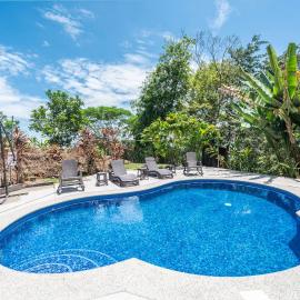 Gated-Pool-Mountain Villa-Sleep 8-Private-Wildlife