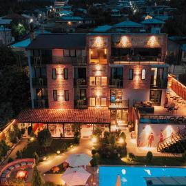 Boutique Hotel Kviria, ξενοδοχείο σε Τελάβι