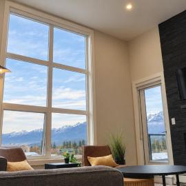 New Mountain View Condo with AC Top Floor, 2BR-3 Beds