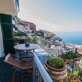 Luxury Seaview Apartments Manarola by Arbaspàa, Hotel in Manarola