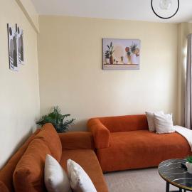 Luxe homes kenol, hotelli kohteessa Kabuku