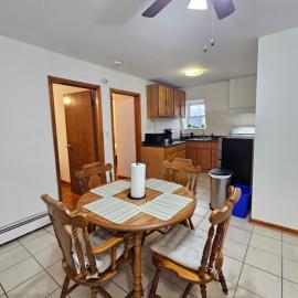 Viesnīca Two Bedroom Apartment with Parking 5 to 10 Min to PATH for NYC pilsētā Harisona